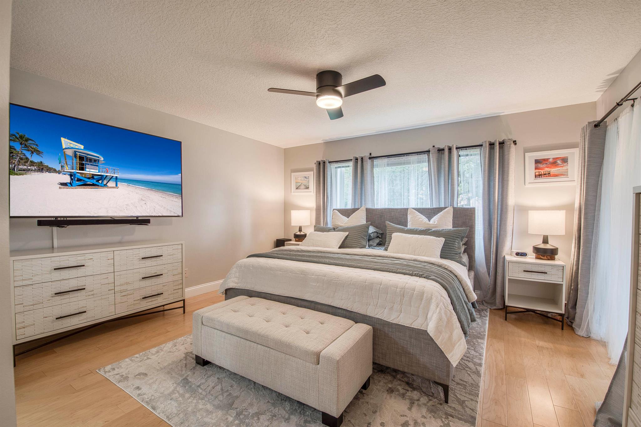 Oak Harbour Condo - Residential