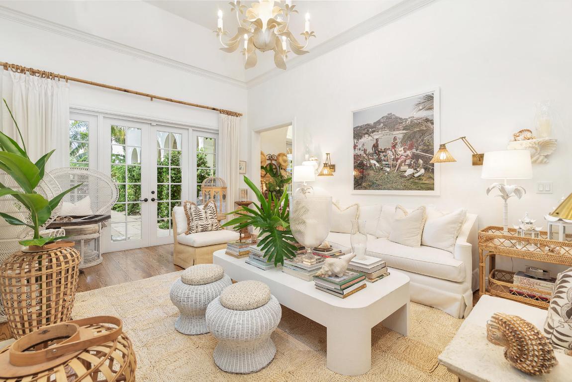 EDGEWATER - Residential