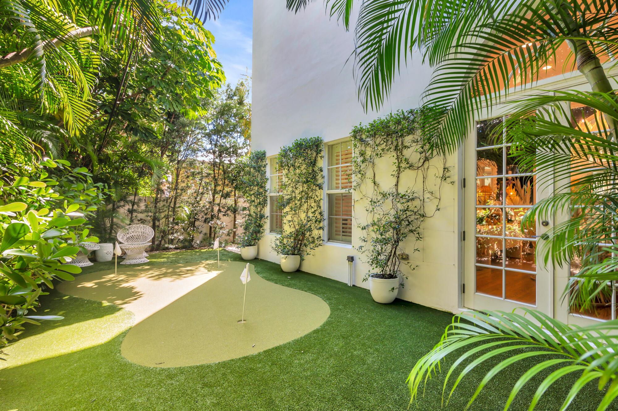 EDGEWATER - Residential