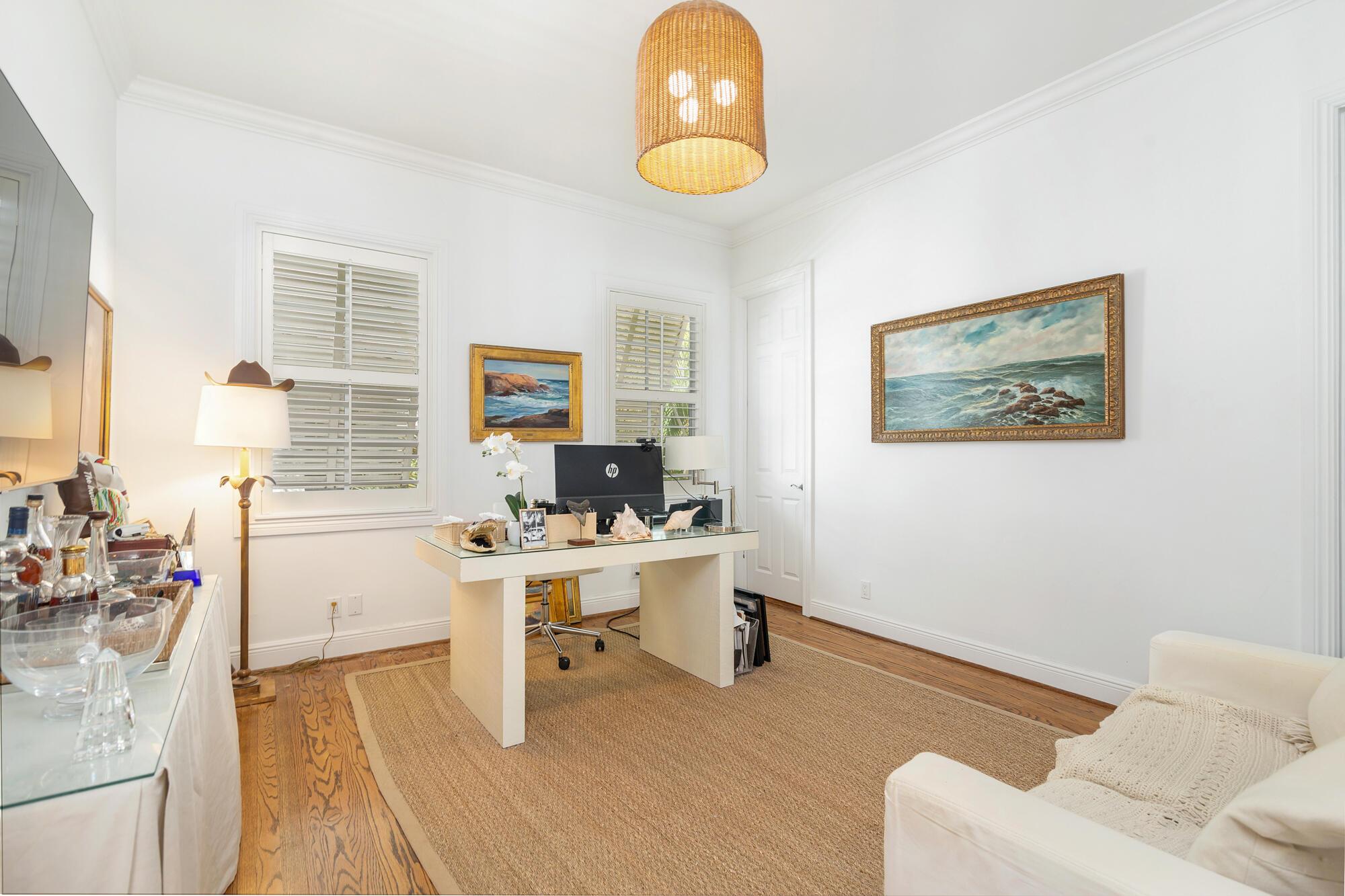 EDGEWATER - Residential