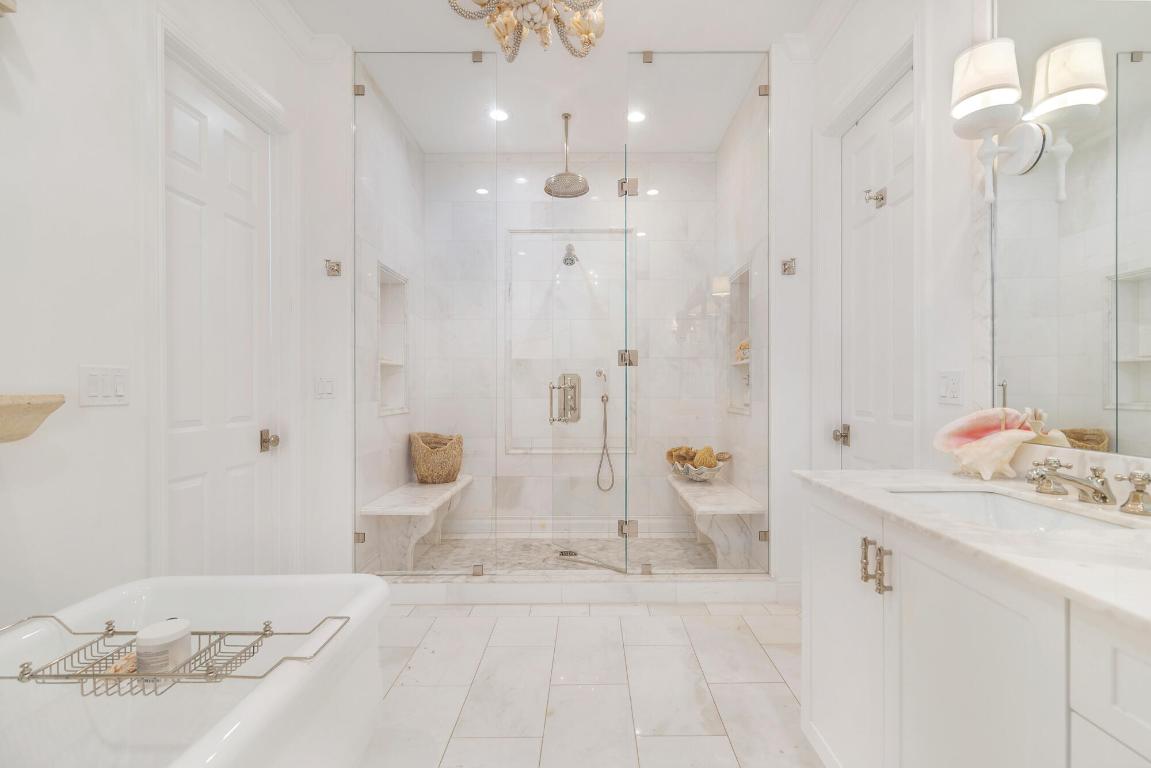 EDGEWATER - Residential