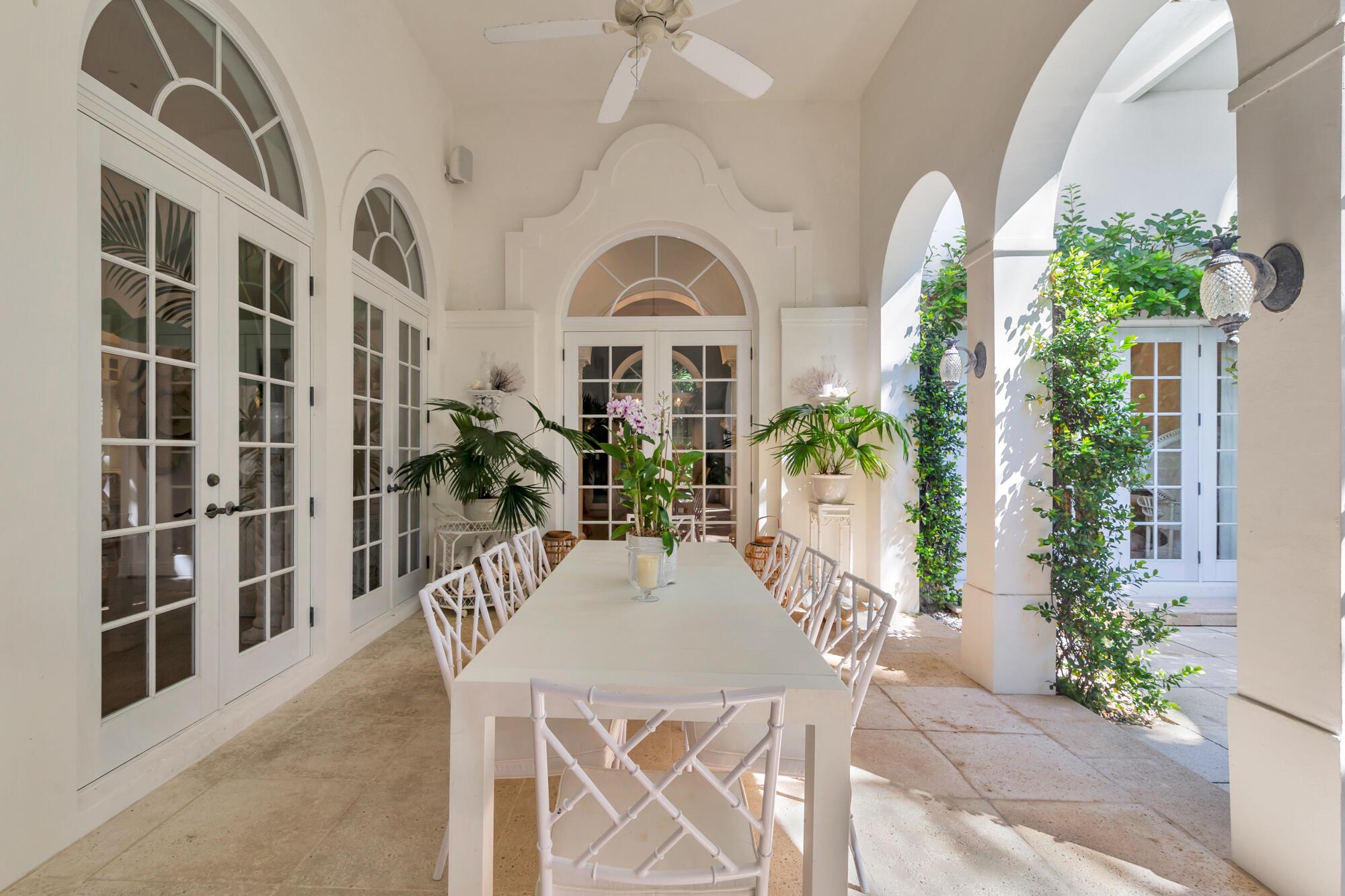 EDGEWATER - Residential