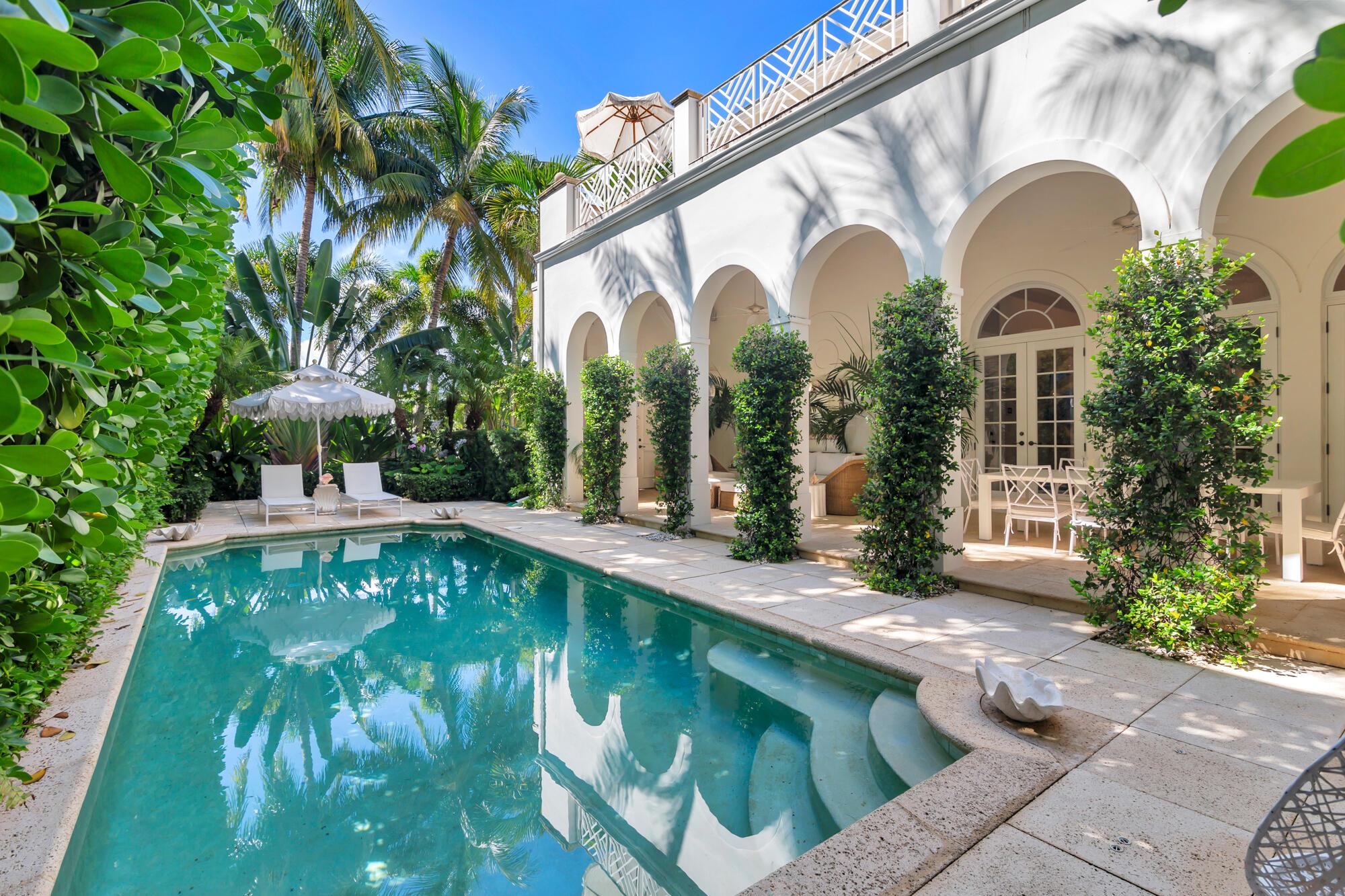 EDGEWATER - Residential