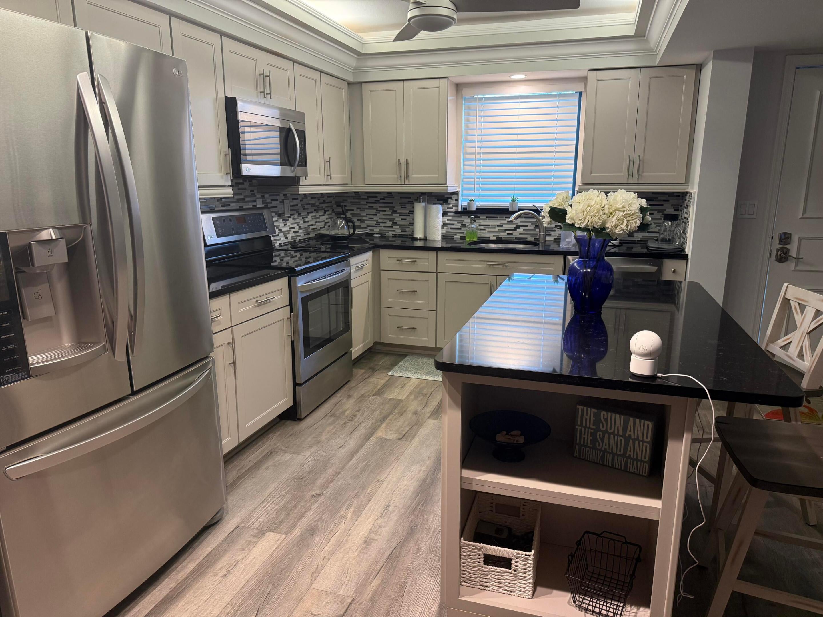 300 N HIGHWAY A1A 202D