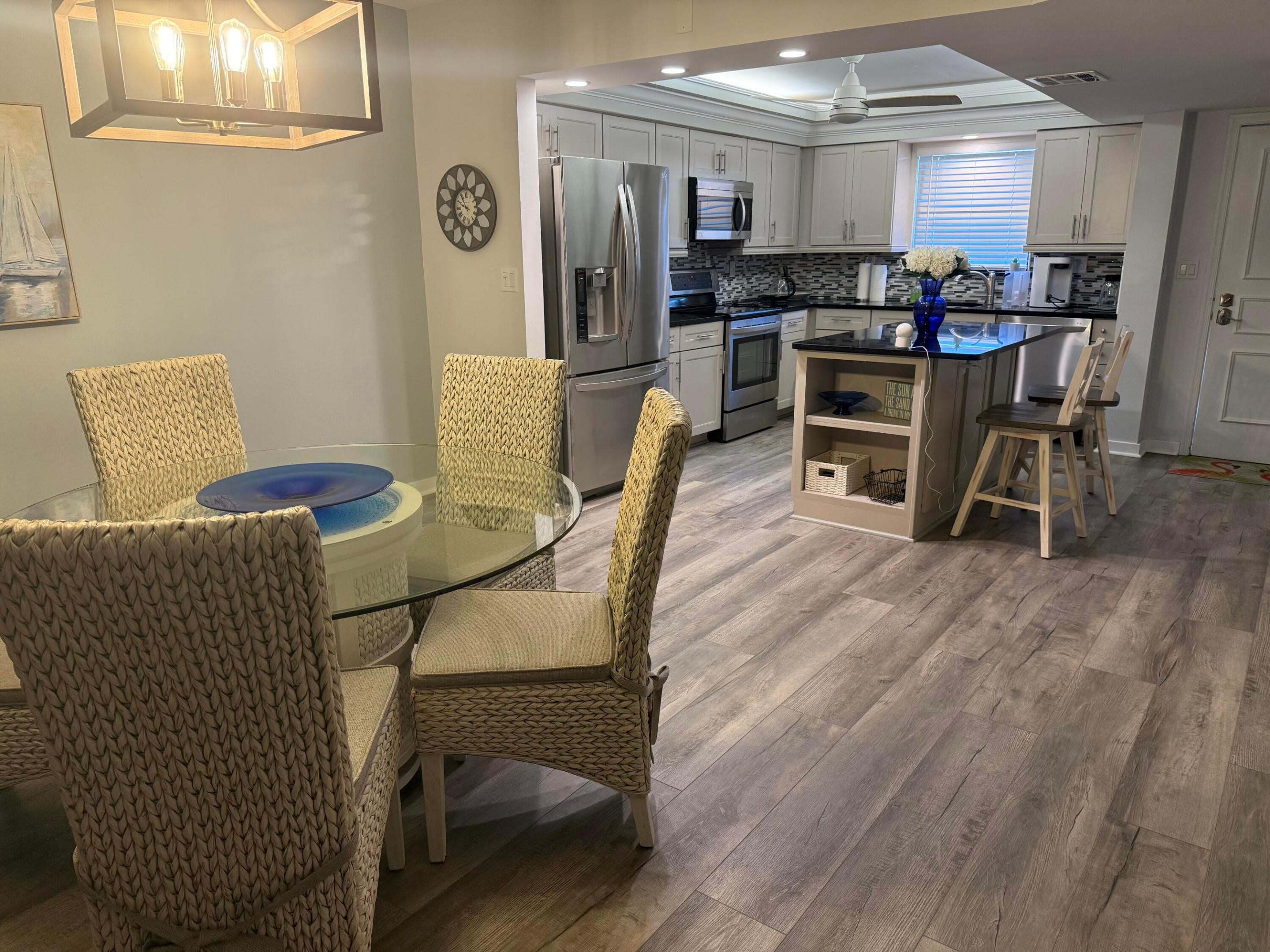 300 N HIGHWAY A1A 202D