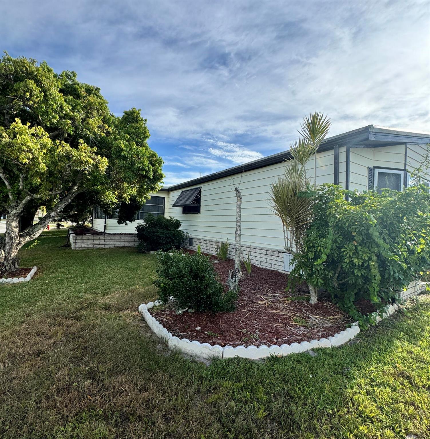 Spanish Lakes Country Clu - Residential