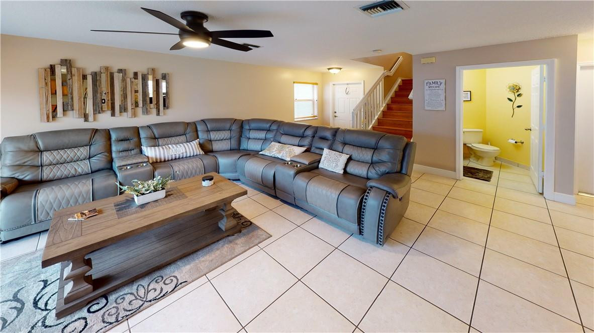 Coconut Point 164-27 B - Residential