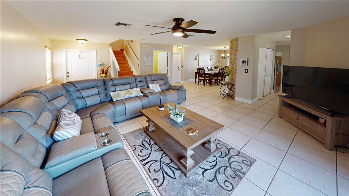 Coconut Point 164-27 B - Residential