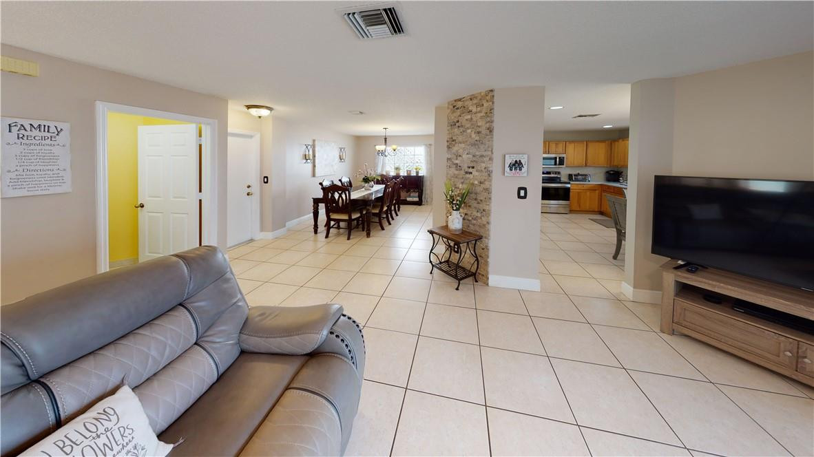Coconut Point 164-27 B - Residential