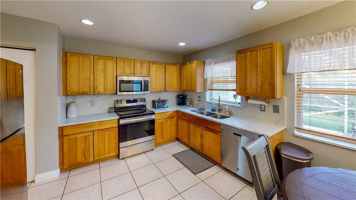 Coconut Point 164-27 B - Residential