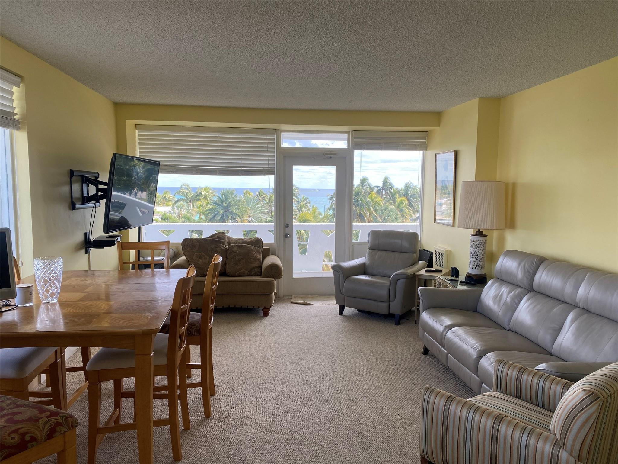 2840 N Ocean Boulevard 501