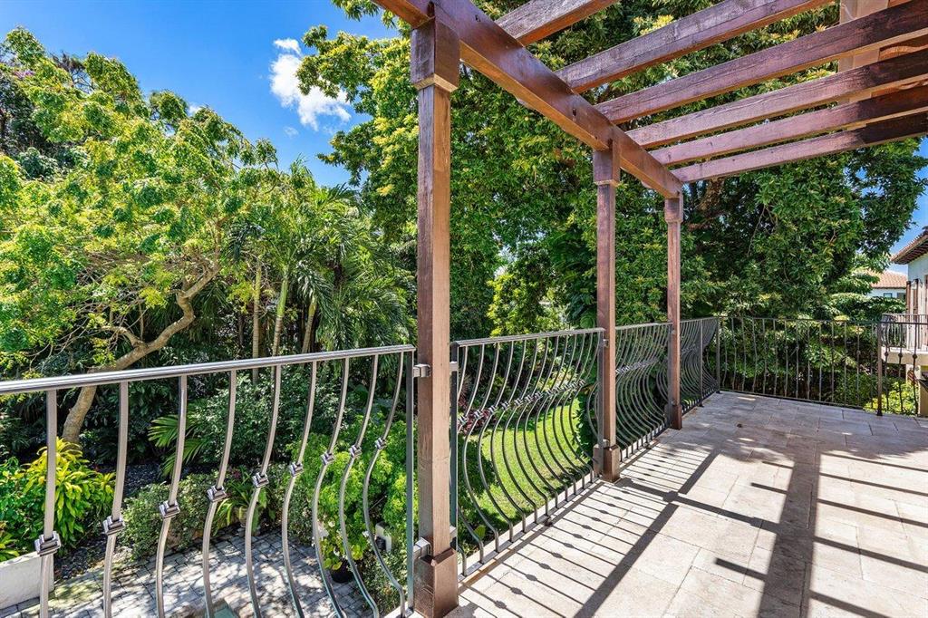 OLD FLORESTA - Residential