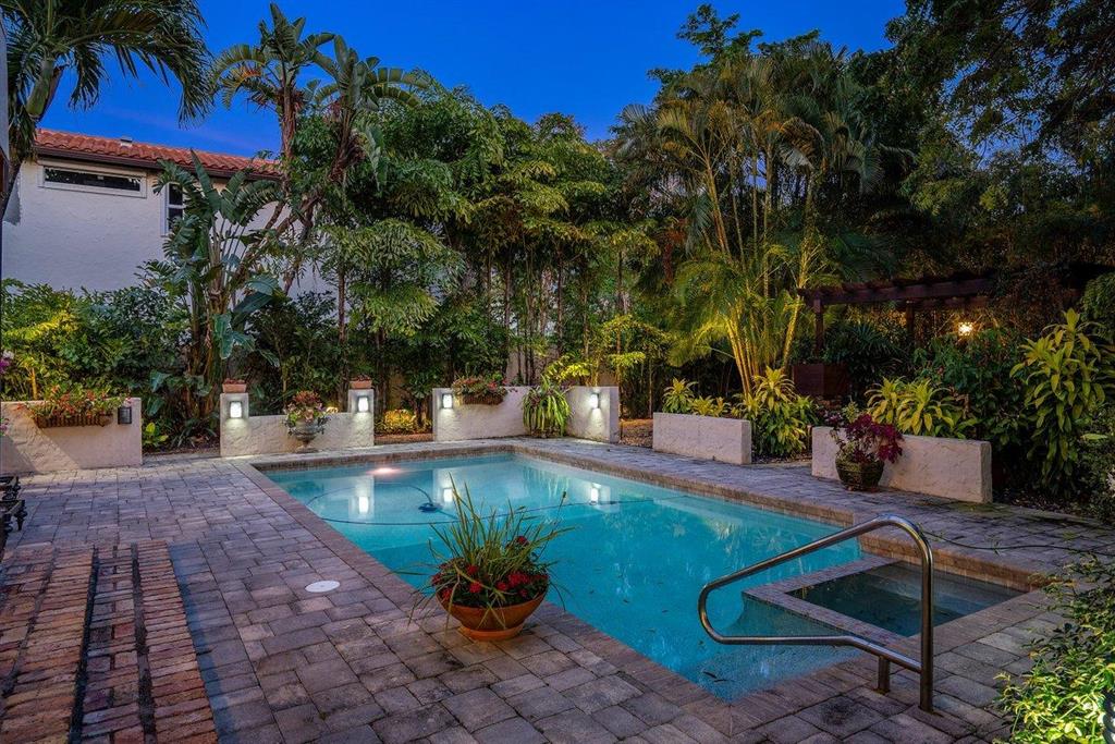 OLD FLORESTA - Residential