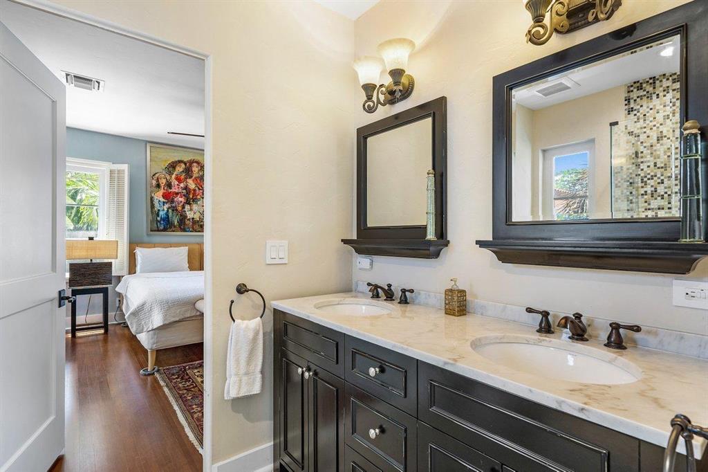 OLD FLORESTA - Residential