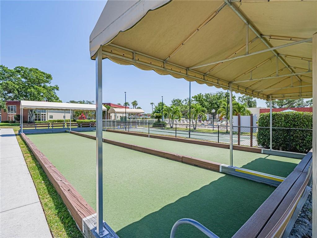 VISTA ROYALE PHASE IV BLDGS 83-111 - Residential