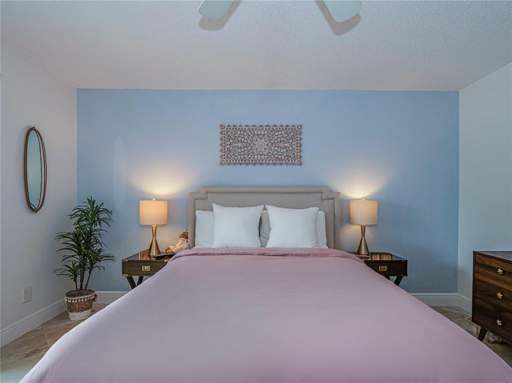 VISTA ROYALE PHASE IV BLD - Residential