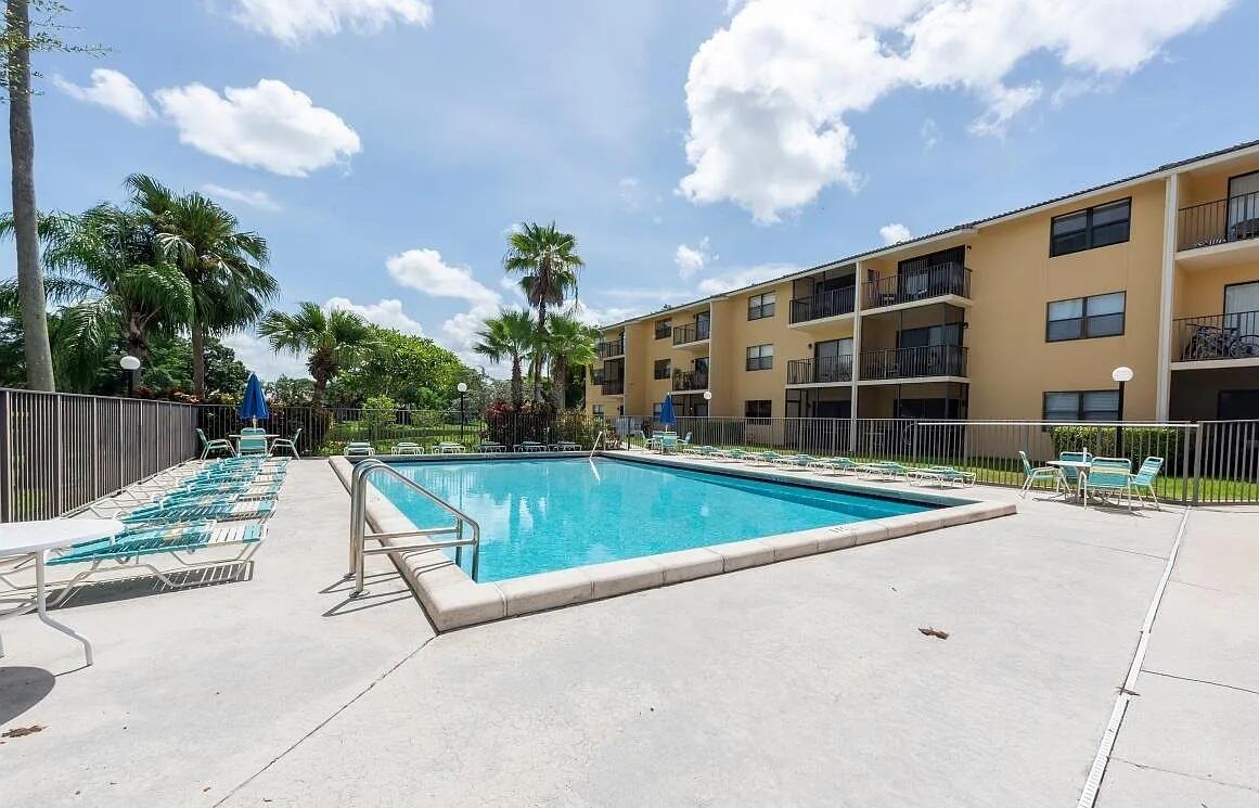 WATERS EDGE - Residential