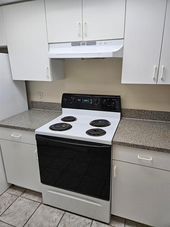 Evergreen Lakes Condo - Residential Lease