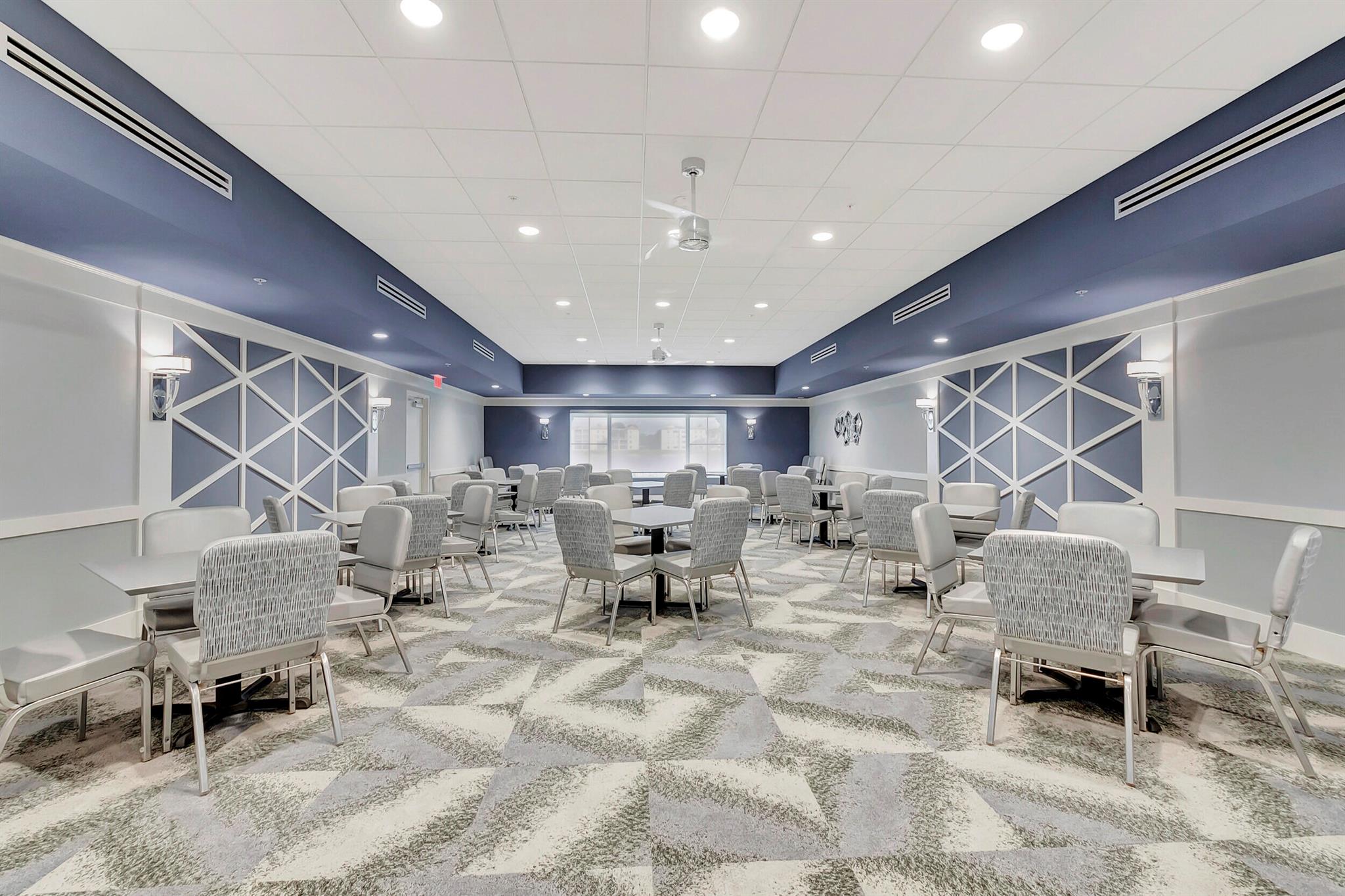 HUNTINGTON POINTE - Residential