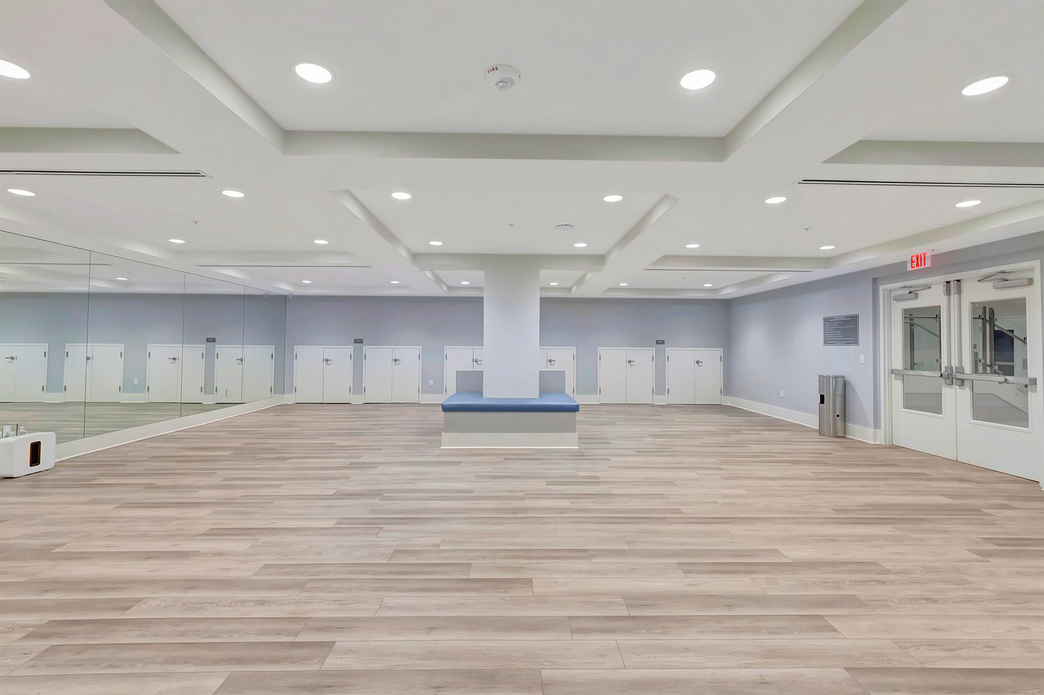 HUNTINGTON POINTE - Residential