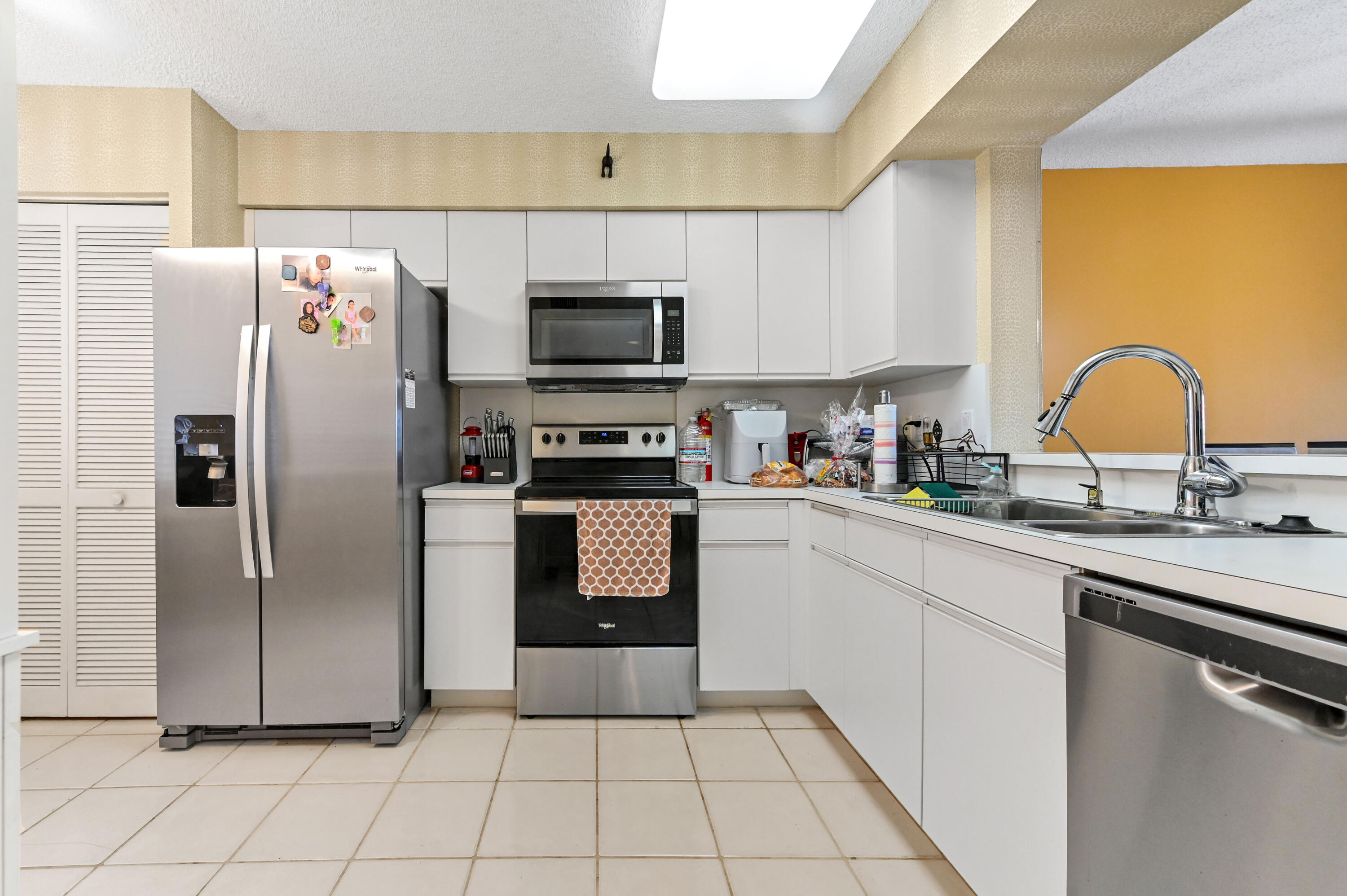 14096 Huntington Pointe Drive 305