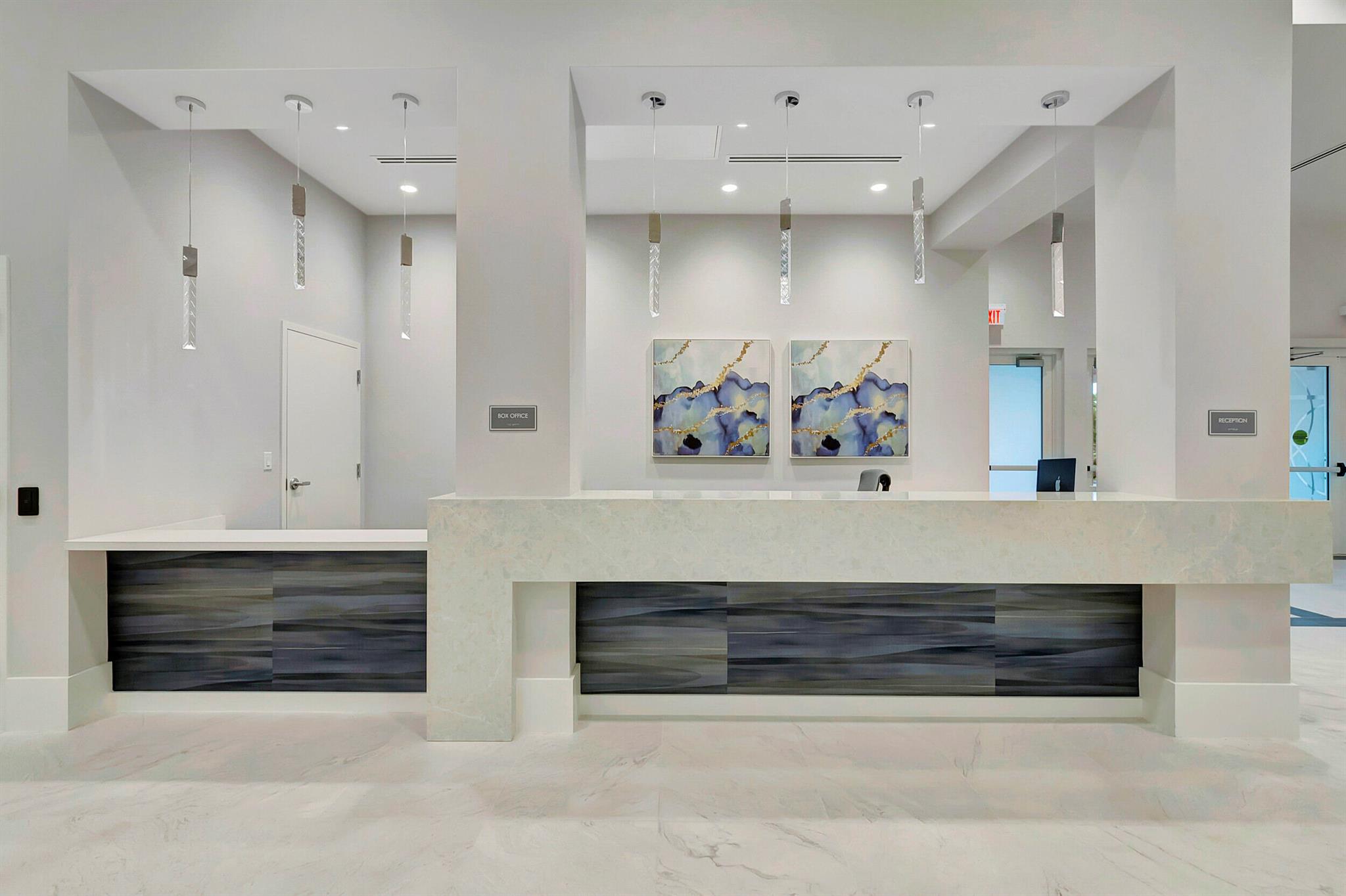 HUNTINGTON POINTE - Residential