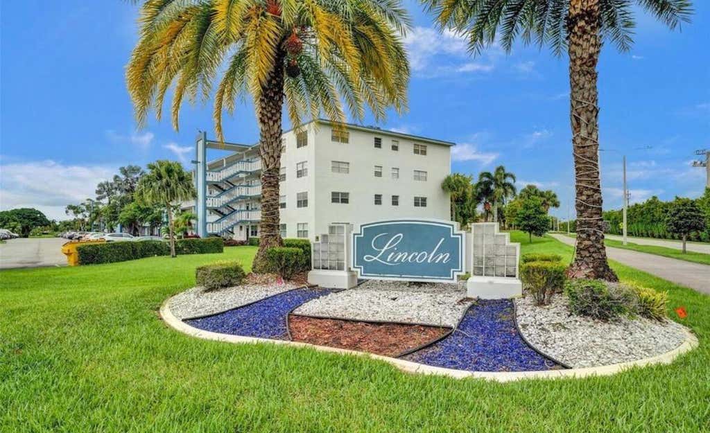 Photo of 3004 Lincoln A, Boca Raton, FL 33434 (MLS # B26067477)