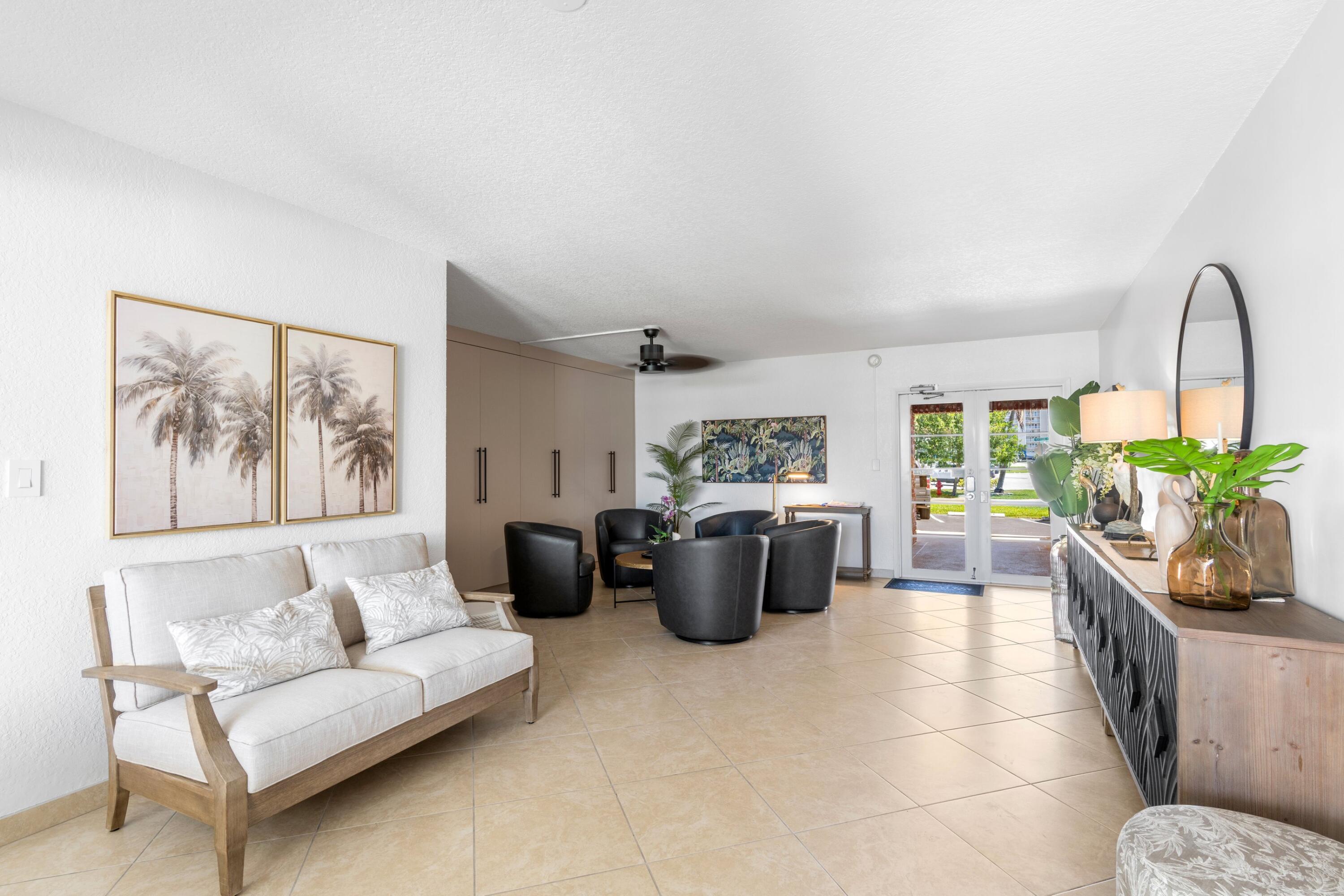COASTAL WINDS CONDO - Residential
