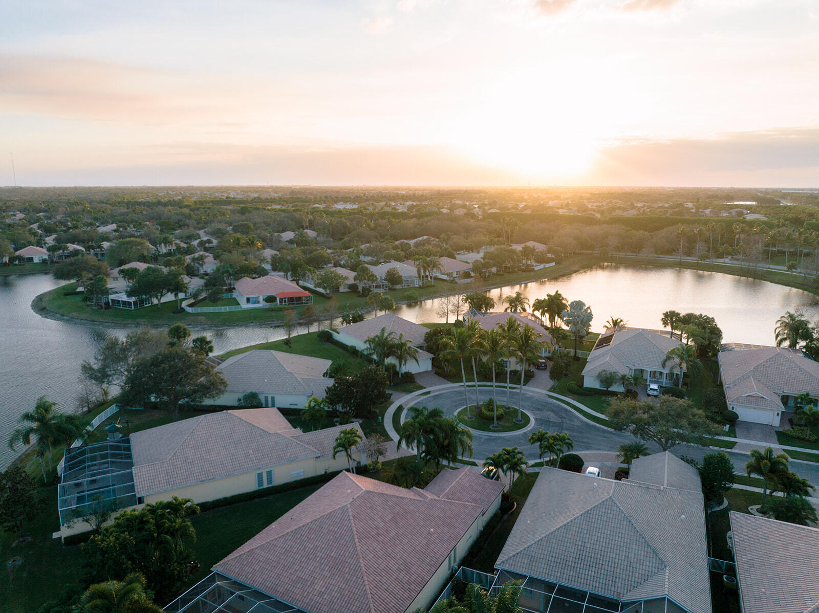 VILLAGEWALK OF WELLINGTON 2 - Residential