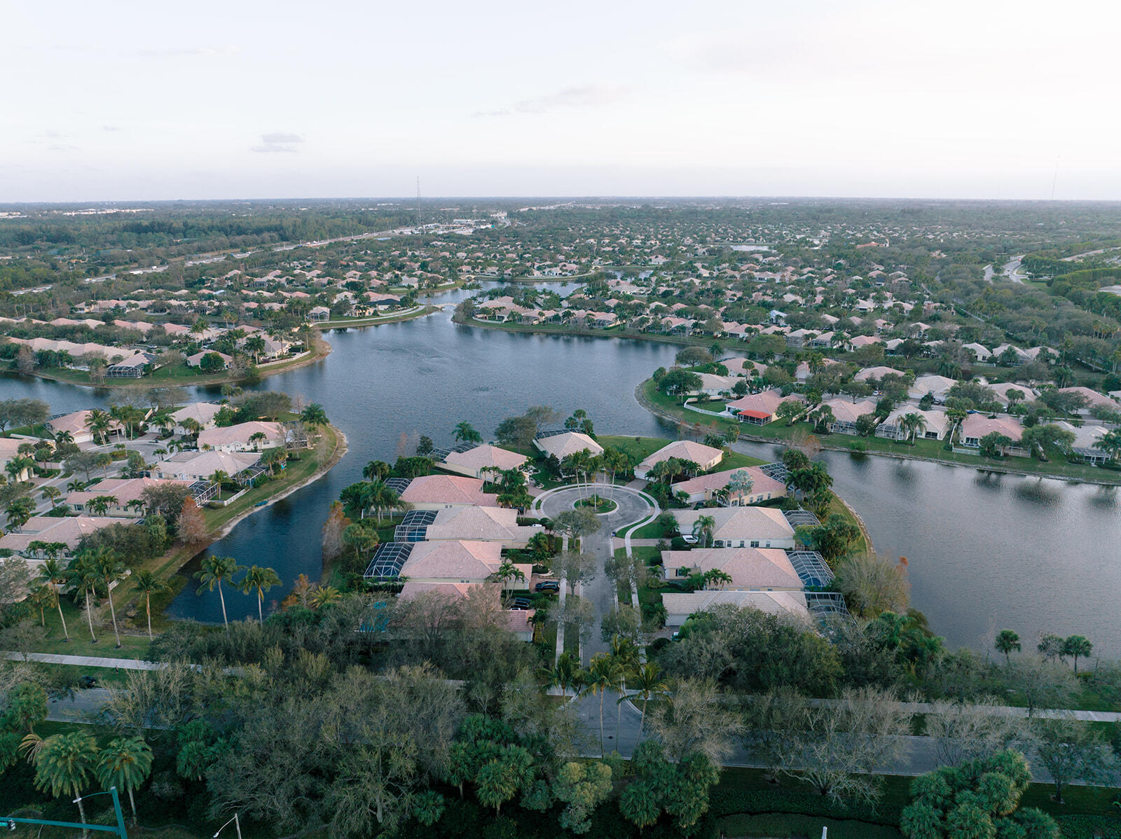 VILLAGEWALK OF WELLINGTON 2 - Residential