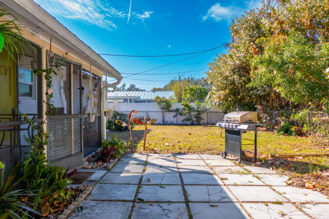 SKYLINE HEIGHTS - Residential Lease