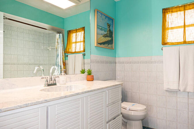 SKYLINE HEIGHTS - Residential Lease