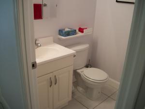 KINGS POINT SAXONY CONDOS - Residential