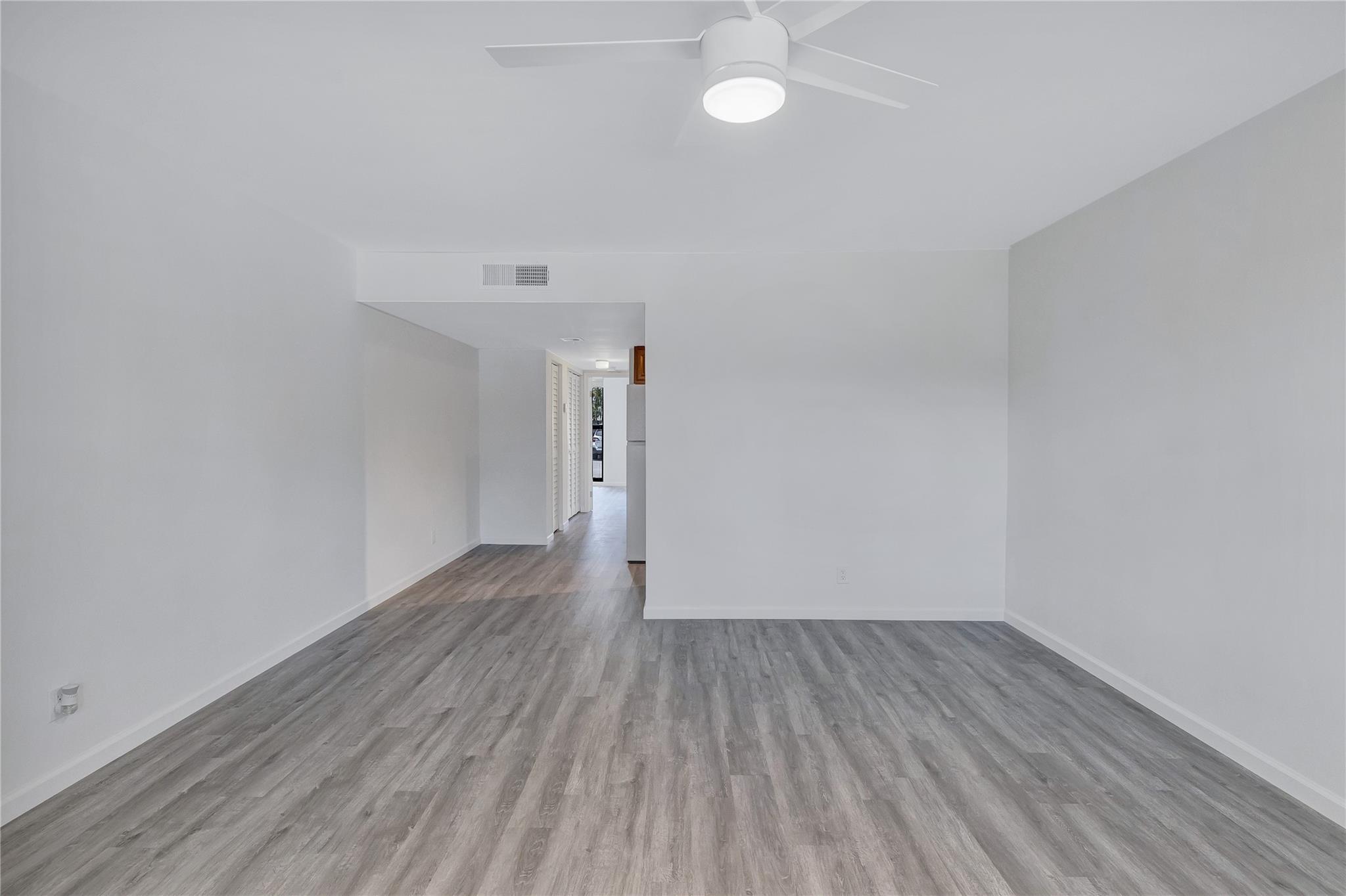 1901 N Andrews Ave 103