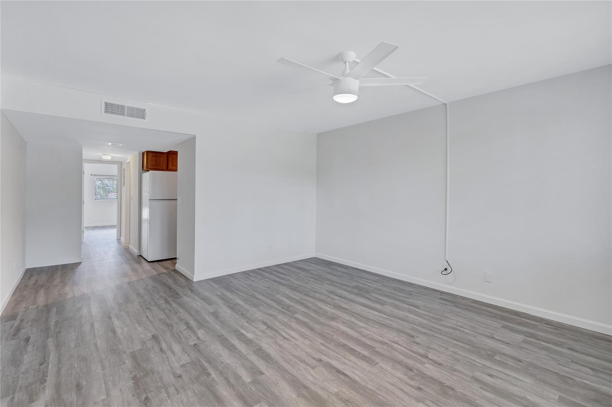 1901 N Andrews Ave 103