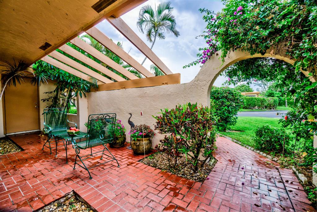 Palm Greens - Residential Lease