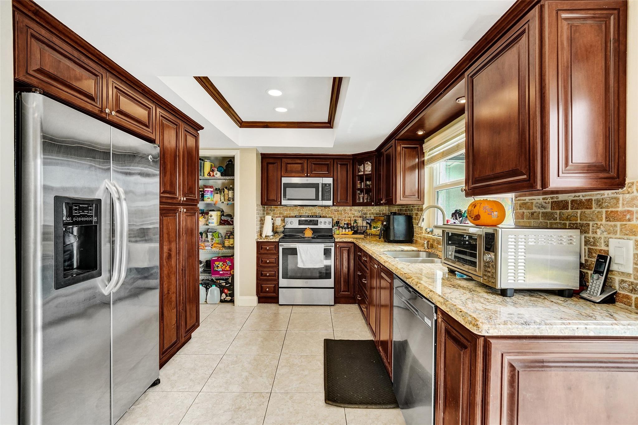 Rainbow Lakes - Residential