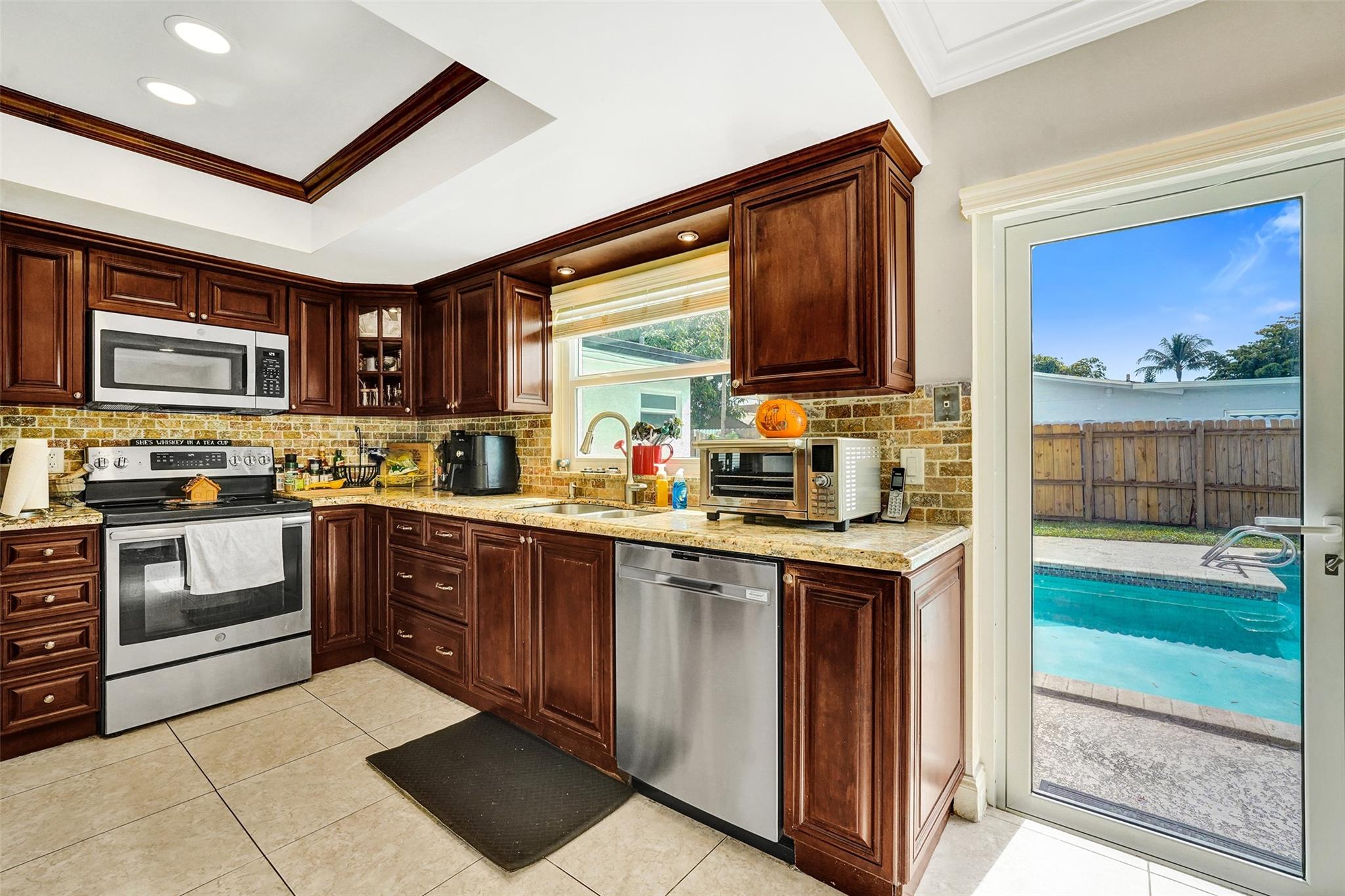 Rainbow Lakes - Residential