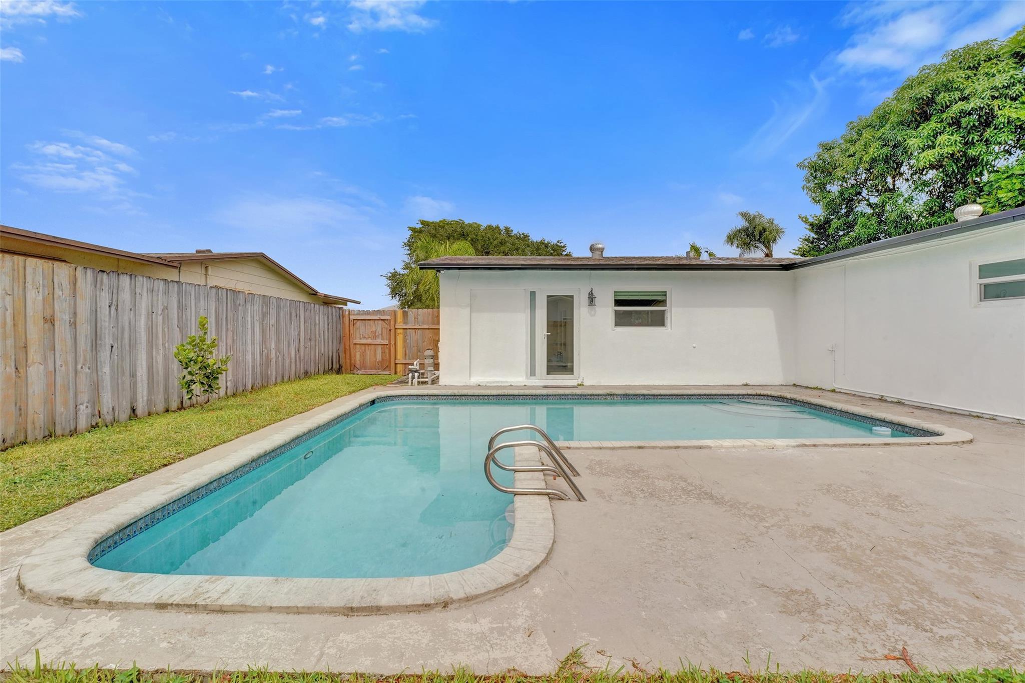 Rainbow Lakes - Residential