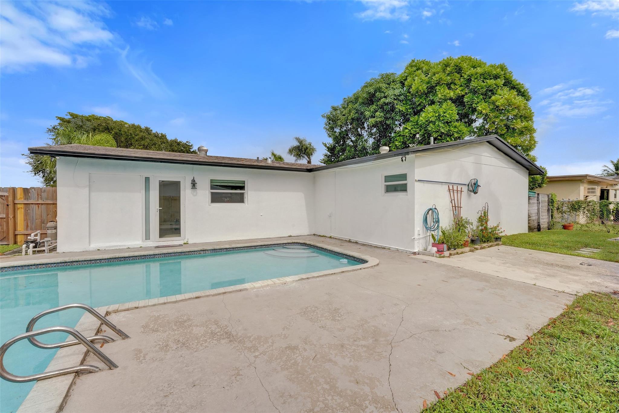 Rainbow Lakes - Residential