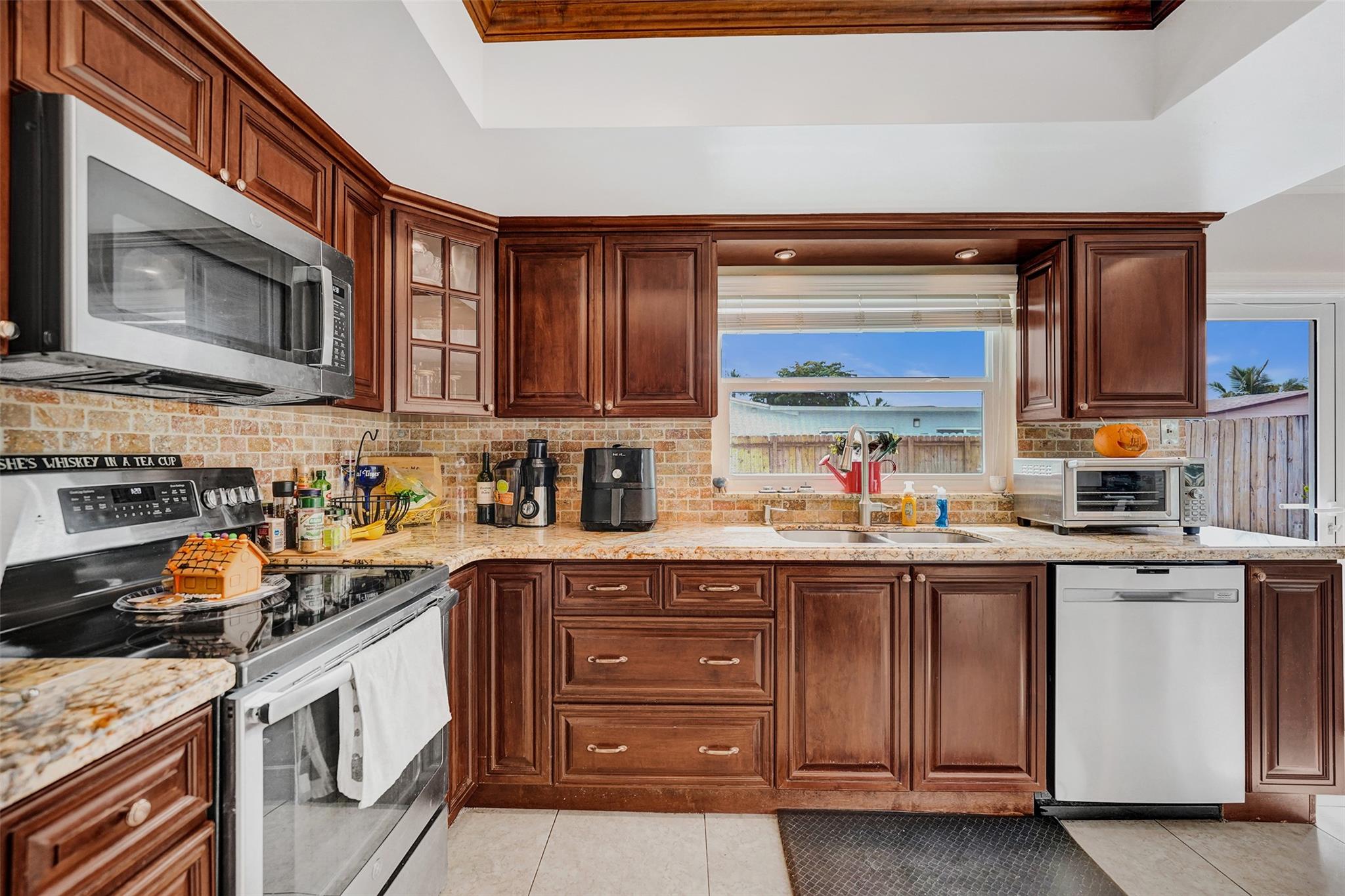 Rainbow Lakes - Residential