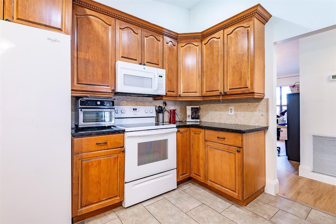 Forest Hills West 74-38 B - Residential