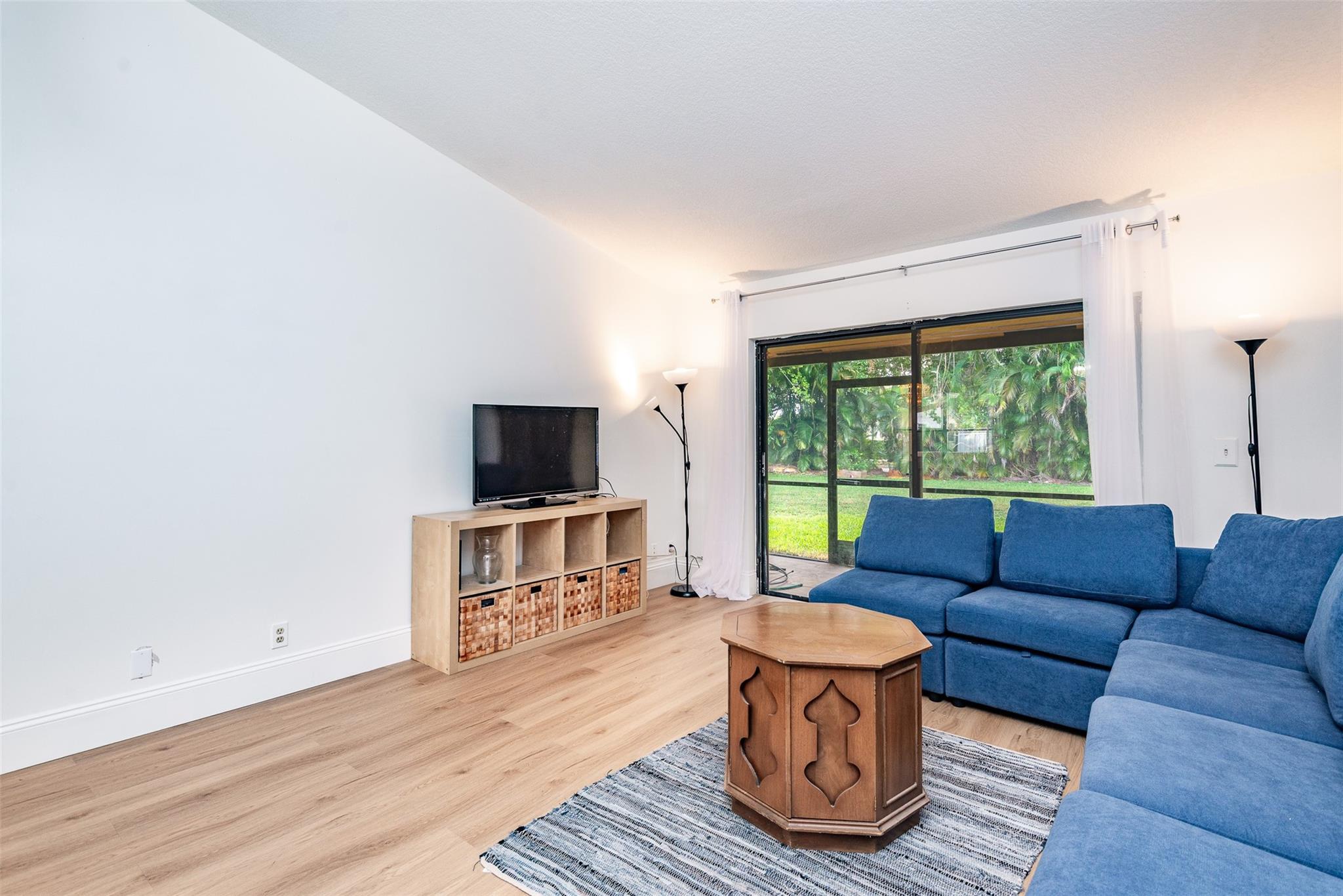 Forest Hills West 74-38 B - Residential