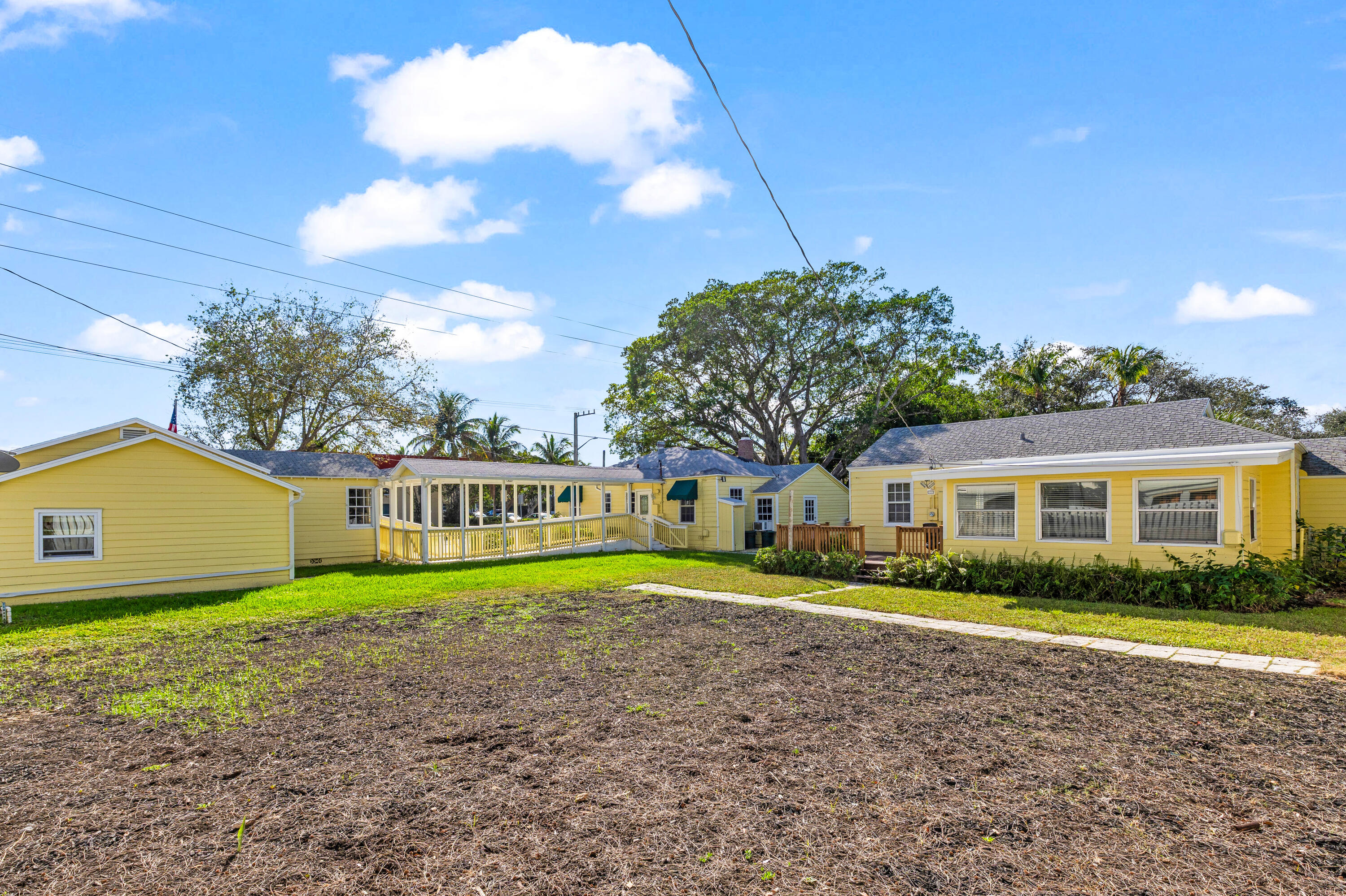 DELRAY TOWN OF - Land