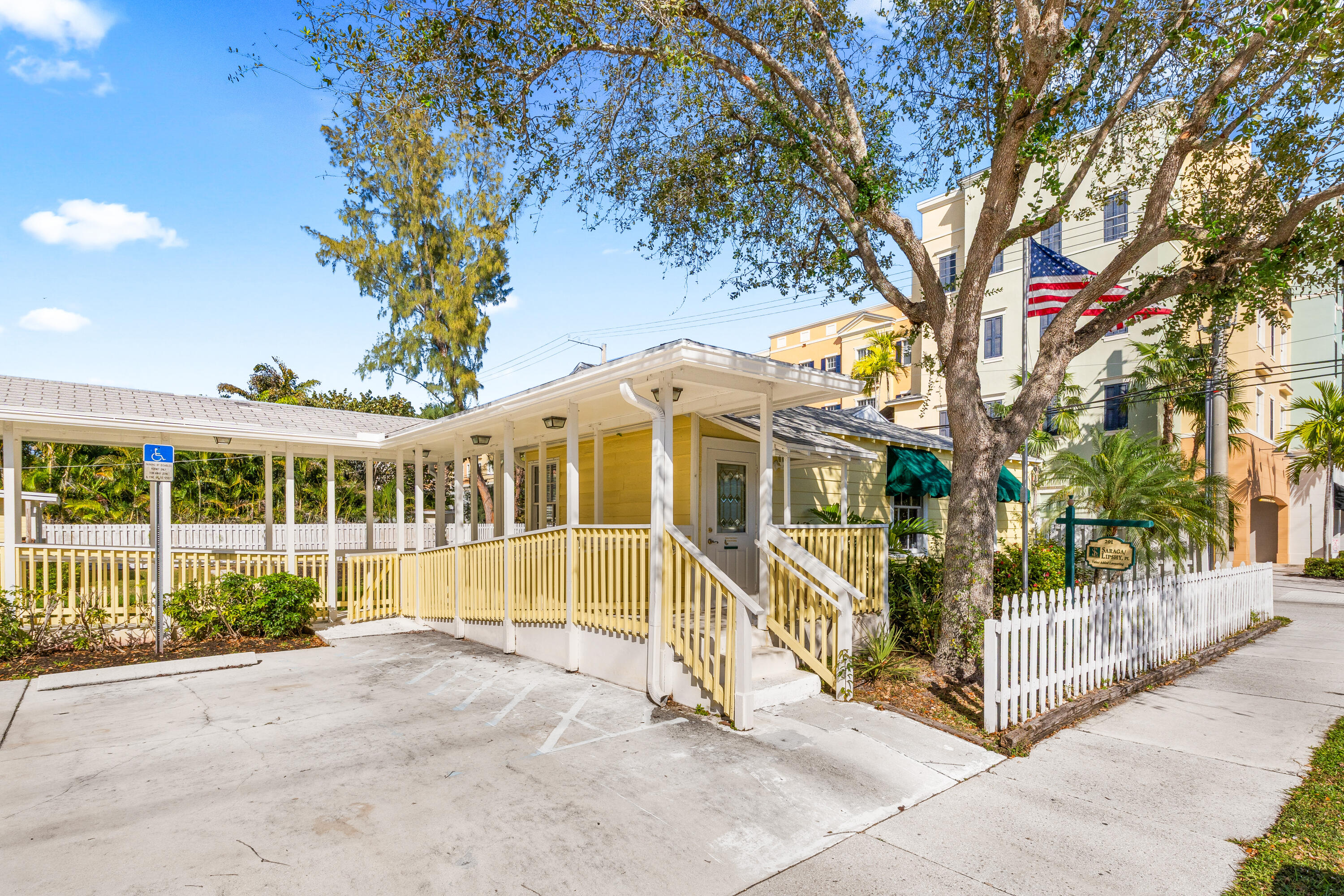 DELRAY TOWN OF - Land