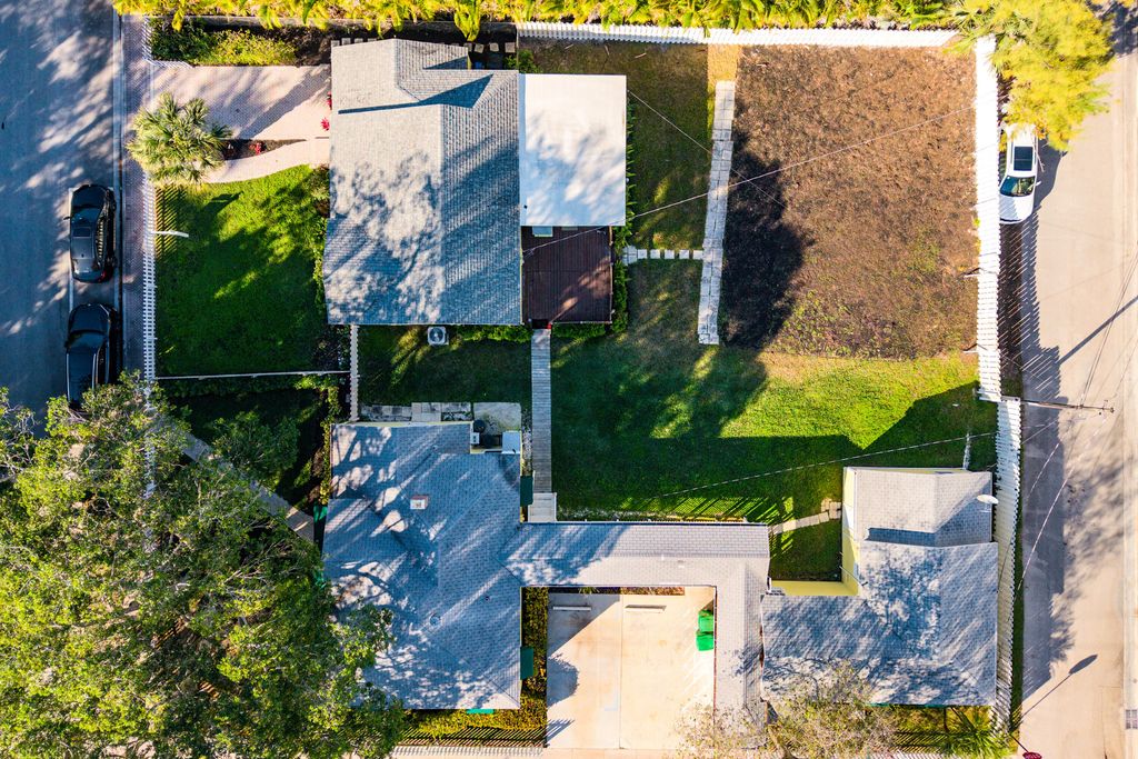 Photo of 201 NE 1st Avenue, Delray Beach, FL 33444 (MLS # B26004480)