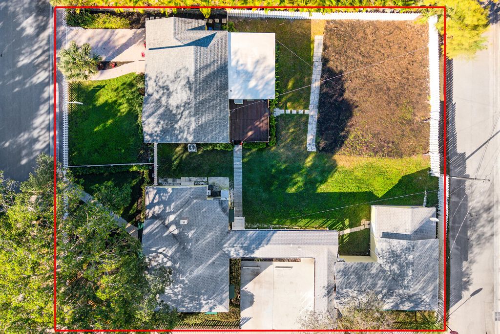 Photo of 201 NE 1st Avenue, Delray Beach, FL 33444 (MLS # B26004480)