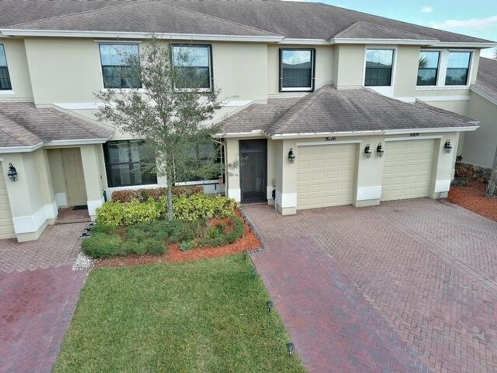Photo of 10106 W Villa Circle, Vero Beach, FL 32966 (MLS # R11165911)