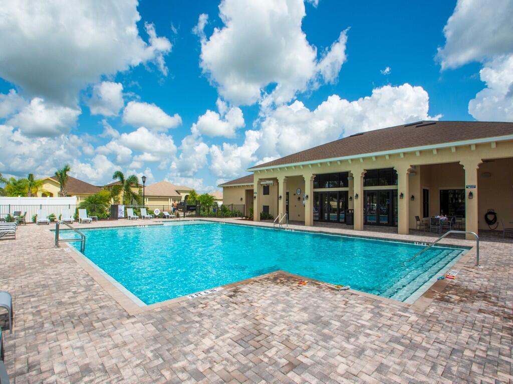 VERONA TRACE SUB & THE VILLAS AT VERONA TRACE - Residential