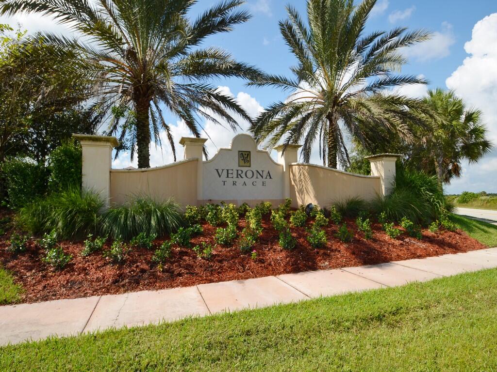 VERONA TRACE SUB & THE VILLAS AT VERONA TRACE - Residential